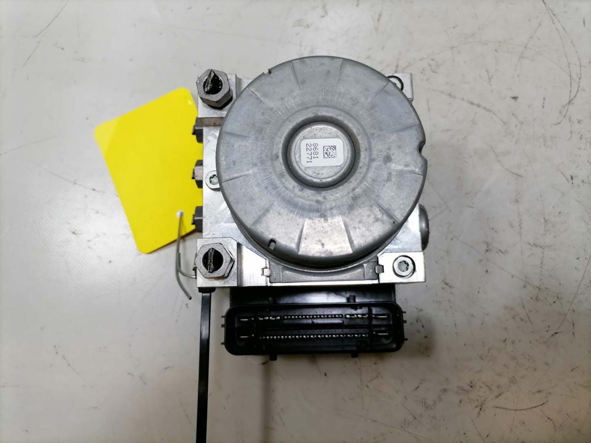 Ford Fiesta MK7 original Hydroaggregat ABS Block 1,1 52KW Bj.2018